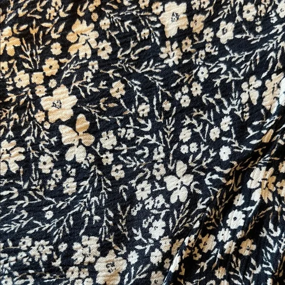 Knox Rose Floral Dress - Black and White - Picture 4 of 4